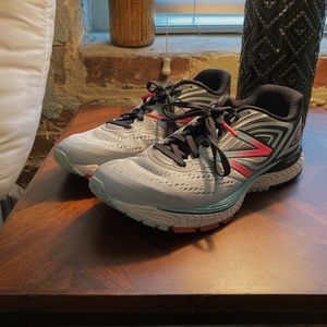 new balance running shoes